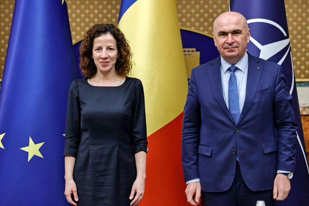Întrevederea premierului Ilie Bolojan cu Roxana Mînzatu, vicepreședintă executivă a Comisiei Europene, comisar european pentru drepturi sociale și competențe, locuri de muncă de calitate și pregătire