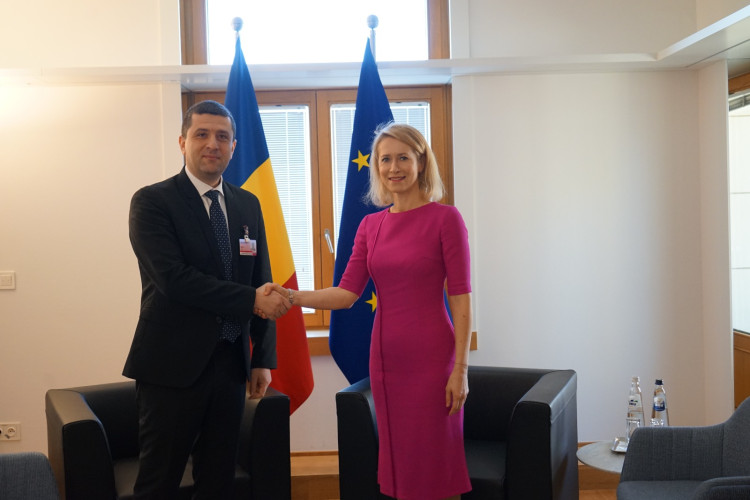 Întrevederea ministrului apărării naționale cu Înaltul Reprezentant al Uniunii Europene pentru afaceri externe și politica de securitate