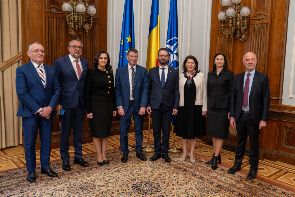 Vicepreședintele Senatului României, Mihai Coteț, a primit astăzi delegația Curții de Conturi Europene, condusă de președintele Tony Murphy