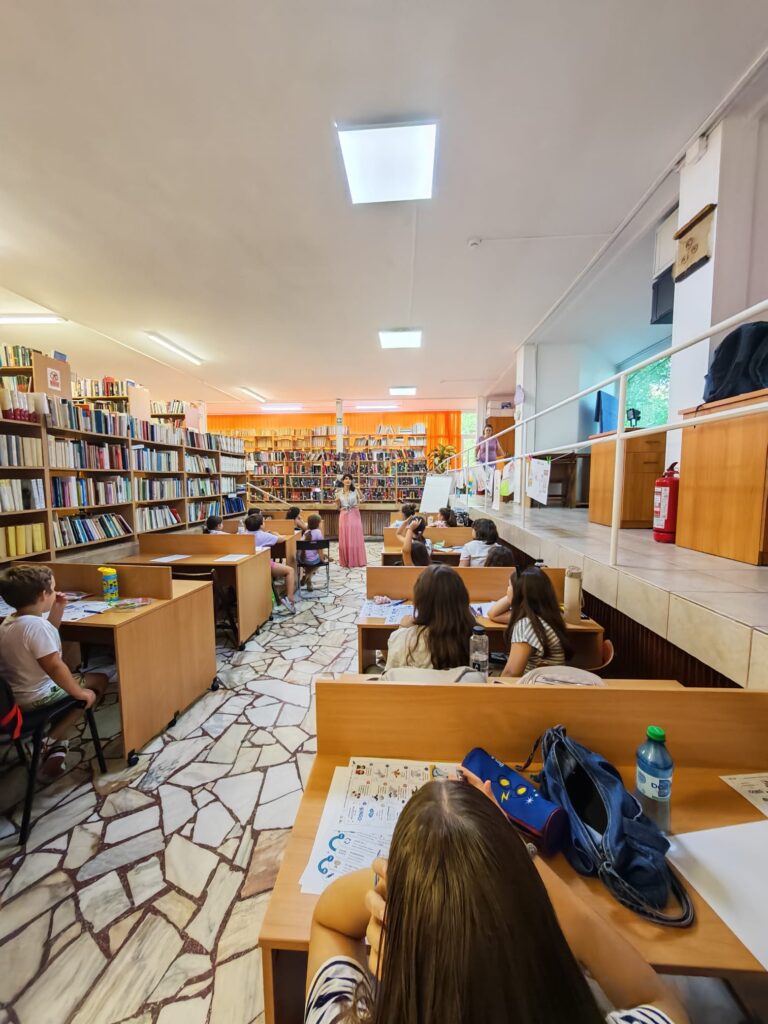  De Ziua Internațională a Alfabetizării, Asociația Devision aduce în prim-plan Povești de Vis, un proiect  de educație creativă care încurajează copiii să citească, să scrie și să-și facă vocea auzită
